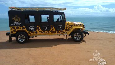 JEEP + BARCO
